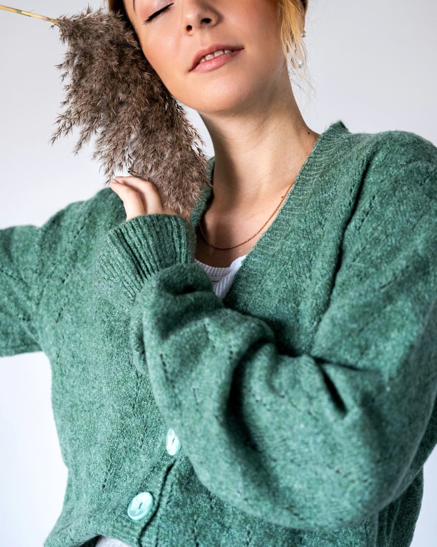 Lambswool Cardigan in Moss
